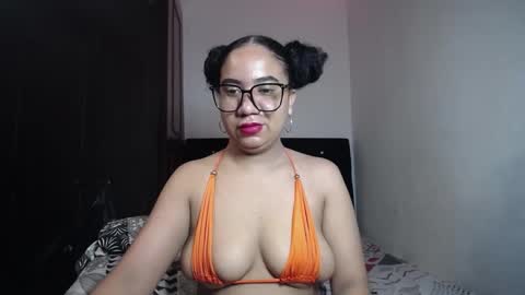 kristynsmith20 online show from September 13, 2025, 10:42 pm