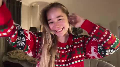 Snapshot of kristyspiritedaway chatting on March 12, 2025, 9:56 pm Kristy Nip slip shady  Best model on CB  online show from March 12, 2025, 9:56 pm