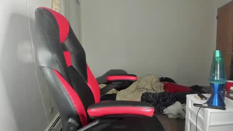 Snapshot of kroddy1985 chatting on April 12, 2026, 1:43 am Brayden Thompson online show from April 12, 2026, 1:43 am