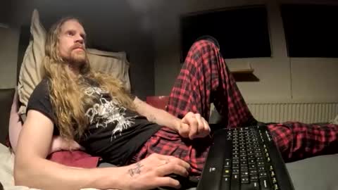 Krullz online show from January 15, 2026, 9:40 pm