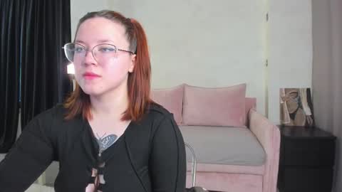 Krys online show from September 16, 2025, 12:33 am