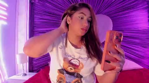 krystalswift_ online show from June 10, 2026, 12:22 am