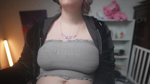 Snapshot of krystalsyxx chatting on February 1, 2025, 11:06 pm Krystal Syx online show from February 1, 2025, 11:06 pm