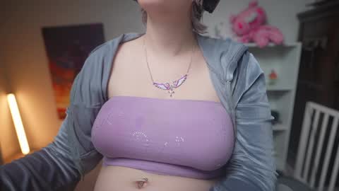 Snapshot of krystalsyxx chatting on February 4, 2025, 4:59 am Krystal Syx online show from February 4, 2025, 4:59 am