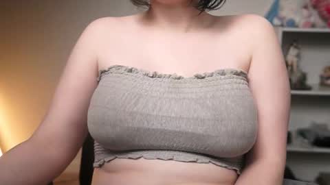 Krystal Syx online show from March 1, 2026, 8:44 pm