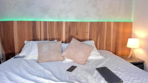 Krystal online show from January 8, 2026, 4:26 am