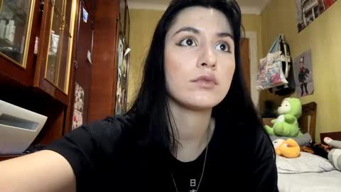 Mira online show from February 25, 2026, 8:29 pm