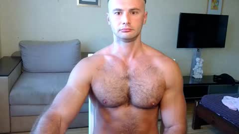 ksanderua online show from September 14, 2025, 5:39 am