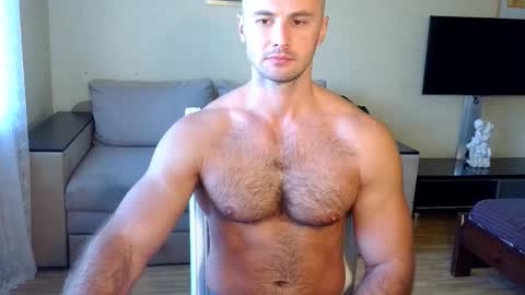 ksanderua online show from September 18, 2025, 8:05 am