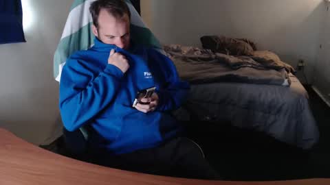 Kuggy online show from October 3, 2025, 12:35 pm