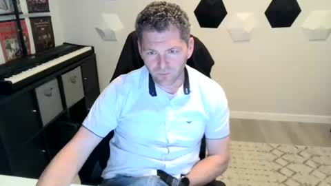 Snapshot of kukk_you chatting on November 17, 2025, 10:15 pm kukk_you online show from November 17, 2025, 10:15 pm