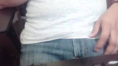 kunahub17 online show from April 25, 2026, 3:53 am