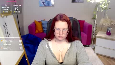 kuri_u online show from April 7, 2026, 11:48 pm