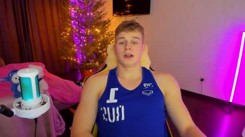 kurt_hanssen online show from January 15, 2025, 8:48 pm
