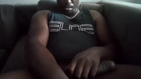 Snapshot of kushgod711 chatting on February 8, 2025, 7:38 pm kgbbc9 online show from February 8, 2025, 7:38 pm