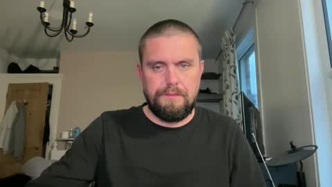 kyle941974367 online show from November 14, 2025, 7:18 am