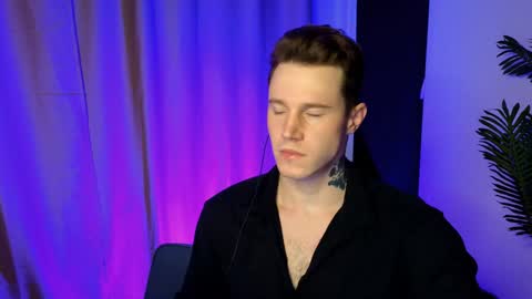 Snapshot of kyle_4u chatting on December 28, 2024, 6:39 am Kyle online show from December 28, 2024, 6:39 am