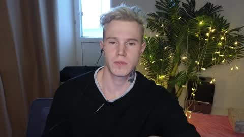 Snapshot of kyle_4u chatting on January 15, 2025, 6:01 am Kyle online show from January 15, 2025, 6:01 am