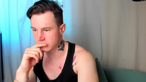 Snapshot of kyle_4u chatting on January 29, 2025, 5:51 am Kyle online show from January 29, 2025, 5:51 am