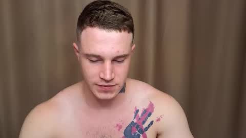 Snapshot of kyle_4u chatting on September 15, 2025, 5:51 am Kyle online show from September 15, 2025, 5:51 am