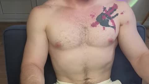 Snapshot of kyle_4u chatting on October 8, 2025, 6:05 pm Kyle online show from October 8, 2025, 6:05 pm