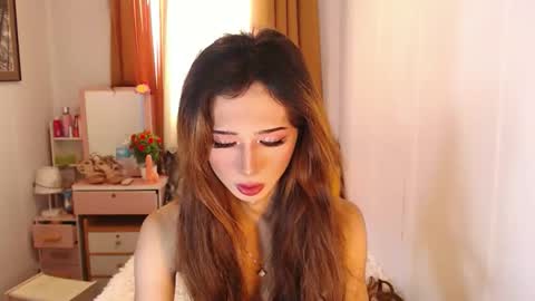 babyKylene online show from October 12, 2025, 6:56 am