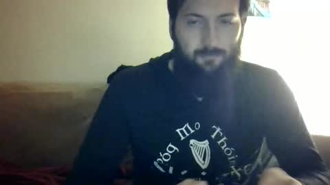 kylesingers online show from December 2, 2025, 7:25 am