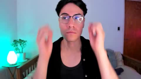 Kylian Zarate online show from December 1, 2025, 3:00 am