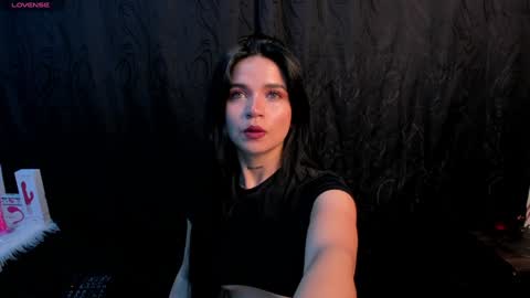 submissive demon Please help me to reach 500 thumbs up online show from December 22, 2024, 2:17 am