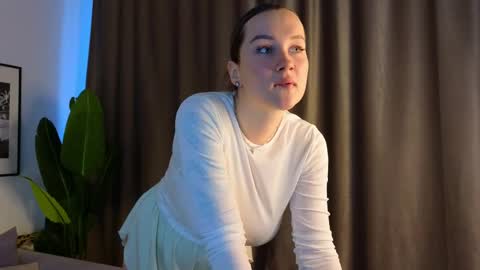 Anna online show from February 8, 2025, 10:29 am