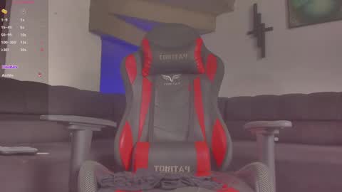 kylie_sweetcock online show from April 18, 2026, 6:23 pm