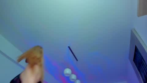 KYLIE online show from December 29, 2024, 7:06 am