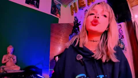 Snapshot of kyliekandy chatting on October 22, 2025, 2:56 am   online show from October 22, 2025, 2:56 am