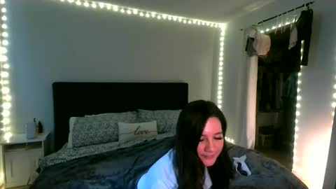 kylie not jenner online show from March 22, 2026, 7:06 pm