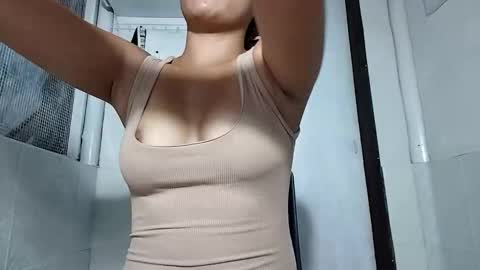 kylie online show from December 5, 2025, 1:58 am