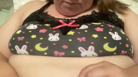 Snapshot of kylorencat chatting on September 11, 2025, 1:49 am KYLO online show from September 11, 2025, 1:49 am