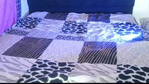 kym629357 online show from November 9, 2025, 9:35 pm