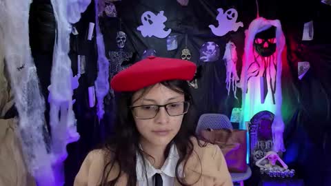 Snapshot of kyomi_chang chatting on October 22, 2025, 12:27 pm Kyomi online show from October 22, 2025, 12:27 pm