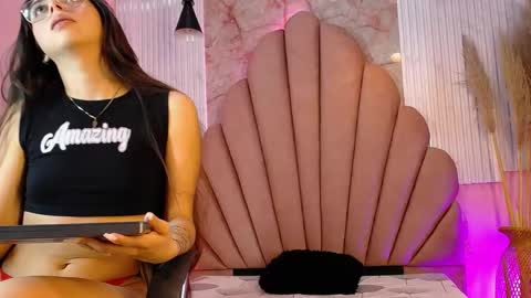 kyomi_hunt online show from June 8, 2026, 4:13 am