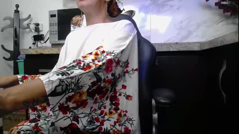 Kyra online show from February 3, 2026, 1:38 pm