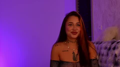 Snapshot of kyradesire chatting on June 4, 2026, 3:29 pm kyradesire online show from June 4, 2026, 3:29 pm