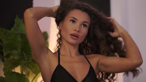 Kyssa online show from October 1, 2025, 6:03 pm