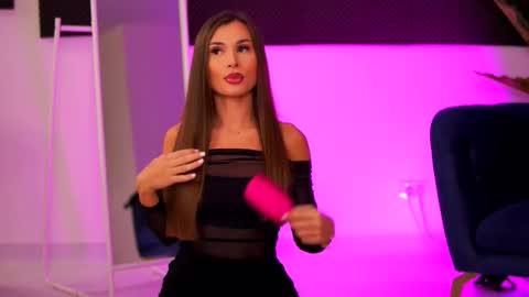 Kyssa online show from November 28, 2025, 7:27 pm