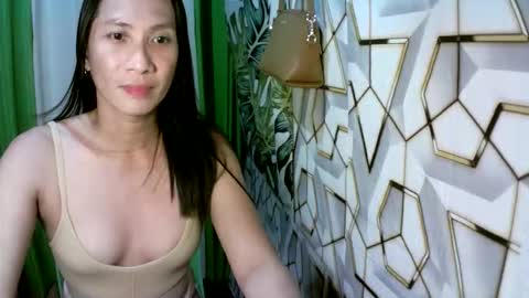 Snapshot of kyutshyne chatting on May 17, 2026, 8:38 pm kyutshyne online show from May 17, 2026, 8:38 pm