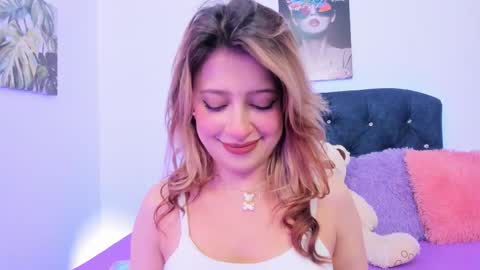 Snapshot of kyvella_myric chatting on October 20, 2025, 10:54 pm Kyvella Myric online show from October 20, 2025, 10:54 pm