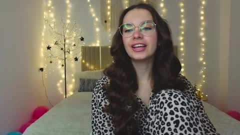 Margo  online show from January 10, 2026, 1:57 pm