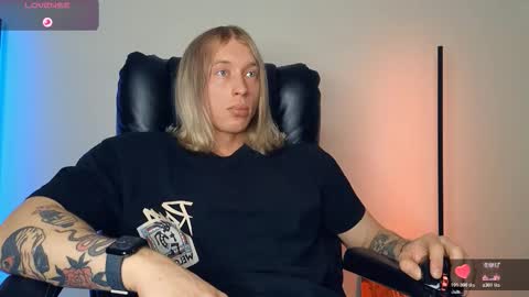 Adonis online show from November 5, 2025, 4:45 am