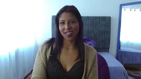 Snapshot of la_negritaa chatting on September 9, 2025, 7:35 pm Sara online show from September 9, 2025, 7:35 pm