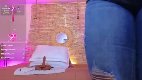 Snapshot of laady_brownn chatting on March 4, 2025, 11:51 am Cris online show from March 4, 2025, 11:51 am