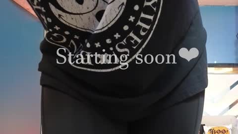 Snapshot of laady_brownn chatting on October 14, 2025, 11:00 am Cris online show from October 14, 2025, 11:00 am